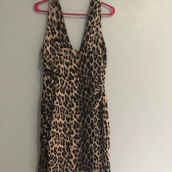Mini Leopard low cut ridge dress - Picture 4 of 6